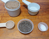 Foto del paso 1 de la receta: Crackers de linaza (veganas, sin gluten, keto)