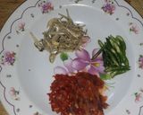 Foto langkah ke 2 dari resep Nasi goreng teri sederhana.
