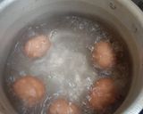 Foto langkah ke 1 dari resep Semur telur bulet.