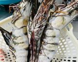Foto langkah ke 2 dari resep Garlic Butter Prawns.