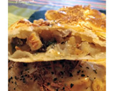Foto del paso 6 de la receta: Empanadillas de roquefort, con frutos secos y cebolla frita