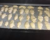 Foto del passaggio 5 della ricetta Cornetti