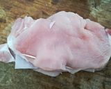 Foto del paso 3 de la receta: Libritos de lomo rellenos de jamón y queso