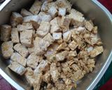 Foto langkah ke 2 dari resep Membuat tempe busuk Premium.