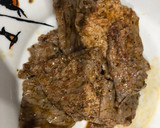 Foto del paso 3 de la receta: Ternera adobada con setas y tomate cherry