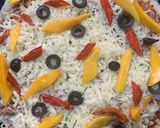 A picture of step 3 of Mango Chili Pizza.