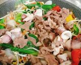 Hình bước làm 5 của món Mì gói xào mực,thịt bò và rau củ