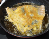 Foto del paso 3 de la receta: Trucha rebozada con picadillo de verduras crudas