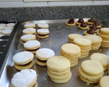 Foto del paso 2 de la receta: Alfajor sable