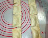 Foto langkah ke 5 dari resep Puff Pastry isi Tongkol Asap.