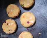 A picture of step 3 of Walnut Poha Cutlet.