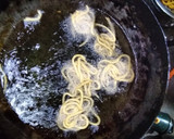 பூண்டு கார முறுக்கு (Poondu kaara murukku recipe in tamil) ரெசிபி ஸ்டேப் 4 புகைப்படம்