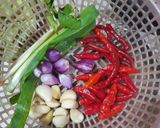 Foto langkah ke 1 dari resep Telur Balado.