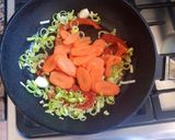 Foto del paso 2 de la receta: Penne rigatti con vegetales al wok. #paraprincipiantes