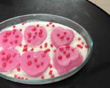 A picture of step 7 of Strawberry jello pudding.