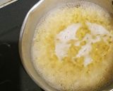 Foto langkah ke 1 dari resep Jajanan kaki lima: Maklor Keju Manis-Cemilan favorit anak-anak.