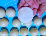 Foto langkah ke 5 dari resep Donut bomboloni / roti goreng.
