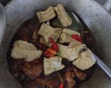 Foto langkah ke 4 dari resep Ayam, Tahu Masak Kecap.