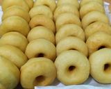 Foto langkah ke 6 dari resep Donat empuk dan menul / Bombolini.