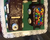 Foto del paso 4 de la receta: Torta de chocolate con forma de tren