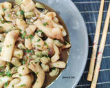 Foto del paso 7 de la receta: Wok de calamar con habas sabor oriental