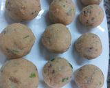 A picture of step 2 of Batata vara.