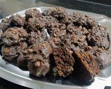 Foto del paso 3 de la receta: Galletitas de cacao y copos de maíz tipo afganas