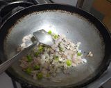 उपमा (Upma recipe in Hindi) रेसिपी चरण 2 फोटो