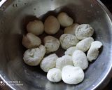 छेना के रसगुल्ले (Chena ke rasgulle recipe in hindi) रेसिपी चरण 4 फोटो