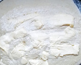 Foto del paso 6 de la receta: Medialunas de manteca