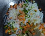 Foto langkah ke 1 dari resep Pastel Bihun.