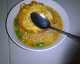 Foto langkah ke 5 dari resep Mie bakso with telur dan kol 🍜.