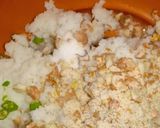 A picture of step 3 of Rice roll.