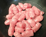 Foto del paso 4 de la receta: Salchichas frescas guisadas