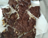 Foto del paso 6 de la receta: Crujiente de tres chocolates