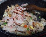 รูปขั้นตอนการทำที่ 2 ของ ข้าวผัดปูไข่ดาว