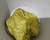 Foto langkah ke 1 dari resep Donut Matcha Tower.
