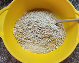 Foto del paso 2 de la receta: Galletitas avena y banana, sin azúcar