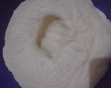 Foto langkah ke 2 dari resep Floss Roll.
