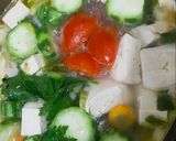 Foto langkah ke 3 dari resep Sup Bening Oyong/Gambas Tahu Putih Praktis✅.
