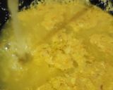 Foto langkah ke 5 dari resep Bubur Ayam Kuah Kuning.