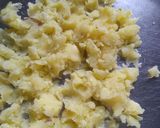 A picture of step 2 of Stuffed Potatoes Cheese Balls.