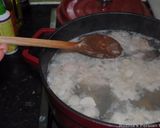 A picture of step 2 of Aabgoosht (Dizi).