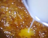 A picture of step 5 of Orange Jelly with Vanilla Custard.