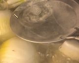 A picture of step 2 of Wonton/Sui Cao Noodle Soup | Mì Sủi Cảo.