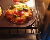 Foto langkah ke 2 dari resep Rainbow Omellete Muffin (Oven - Less Oil).