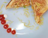 A picture of step 5 of Aloo sandwich.