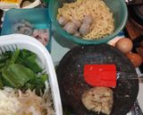 Foto langkah ke 1 dari resep Mie Goreng Jawa.