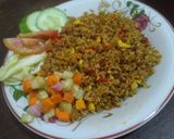 Foto langkah ke 2 dari resep Nasi goreng kari.. simple endolita.