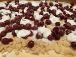 Gluténmentes, grízes, meggyes kelt rétes recept lépés 5 foto
